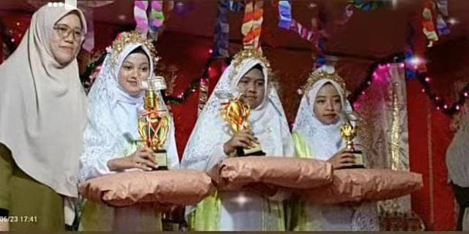 Hj. Nevi Zuairina Mendukung Pelaksanaan Khotmul Qur'an di Daerah Pemilihan