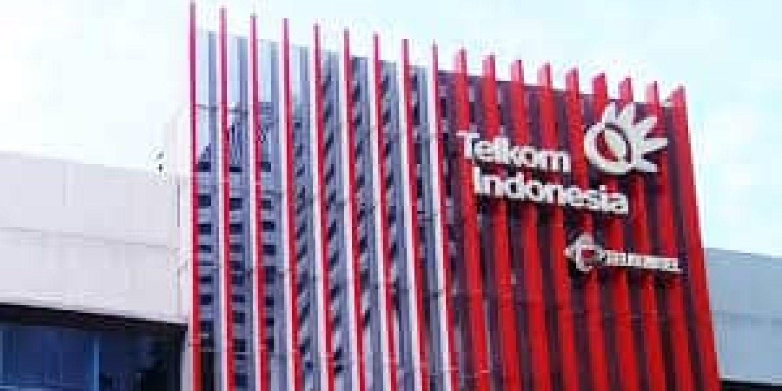 Hj. Nevi Zuairina Minta PT Telkom Indonesia untuk Tingkatkan Strategi dan Inovasi di Tengah Tantangan Industri dan Ancaman Satelit Asing