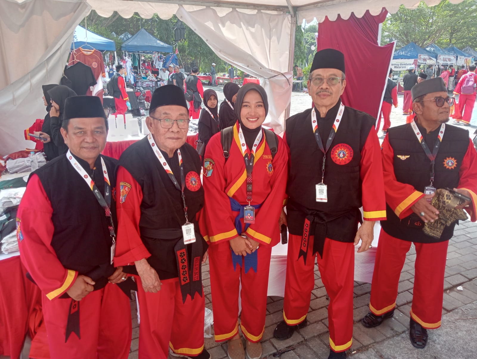 Nevi Zuairina Lepas Semangat Pesilat Sumbar Menuju Muktamar Tapak Suci: “Bawa Marwah Ranah Minang”